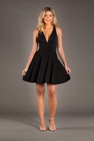 Black Under $100 Deep-V-Neck Short Dresses, A-line Homecoming Dresses sd-015-1