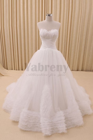 Layered Tulle Wedding dresses Chest Feathers In kind Shooting wd-030